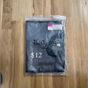 Thirty-One Fold & Hang Travel Organizer
NIP